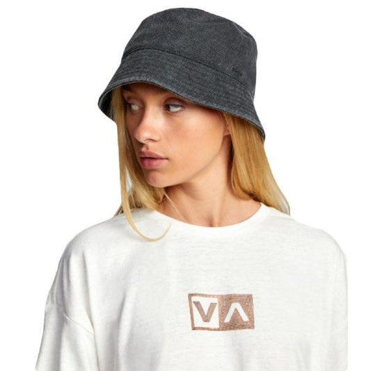W Drop In The Bucket Hat SP21