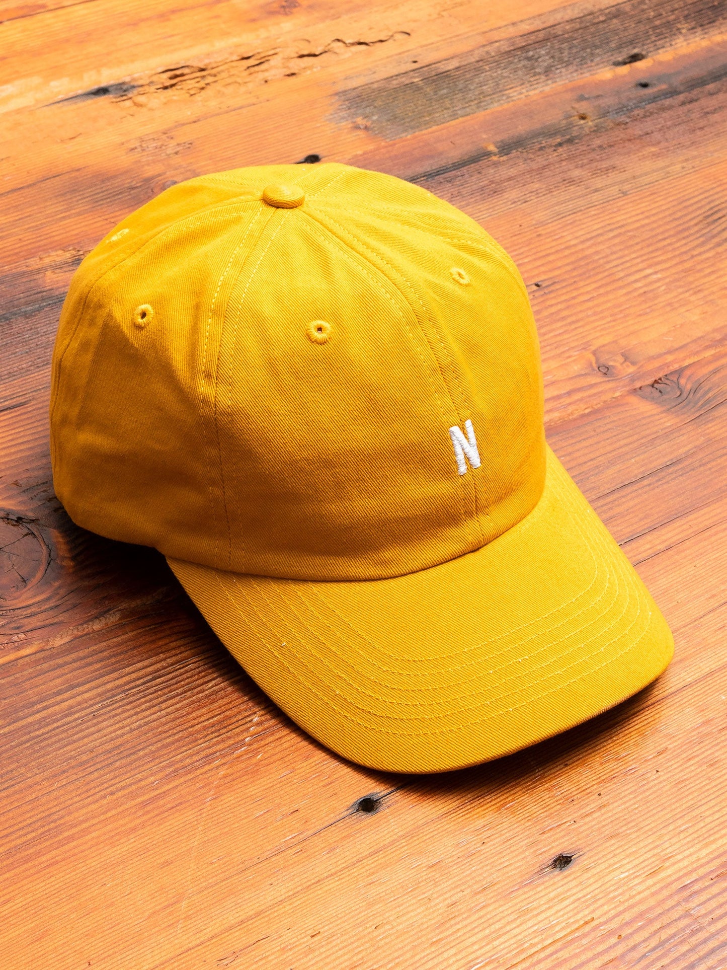 Twill Sports Cap in Chrome Yellow